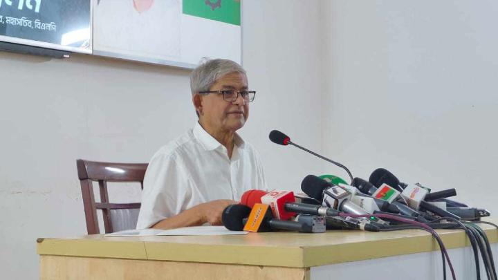 আ.লীগ ভদ্র সাজার চেষ্টা করছে নির্বাচনকে সামনে রেখে : ফখরুল আ_লীগ_ভদ্র_সাজার_চেষ্টা_করছে_নির্বাচনকে_সামনে_রেখে_ফখরুল
